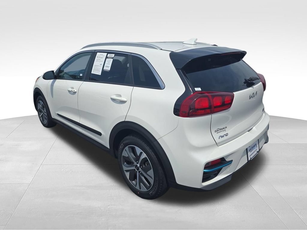 Used 2022 Kia Niro EX FWD image 3