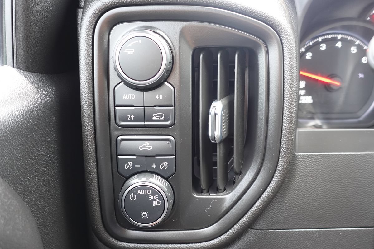 Used 2024 Chevrolet Silverado 1500 Custom w/ LPO, Dark Essentials Package AWD/4WD image 43