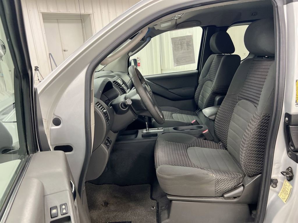 Used 2007 Nissan Frontier SE w/ SE Value Truck Pkg RWD image 18