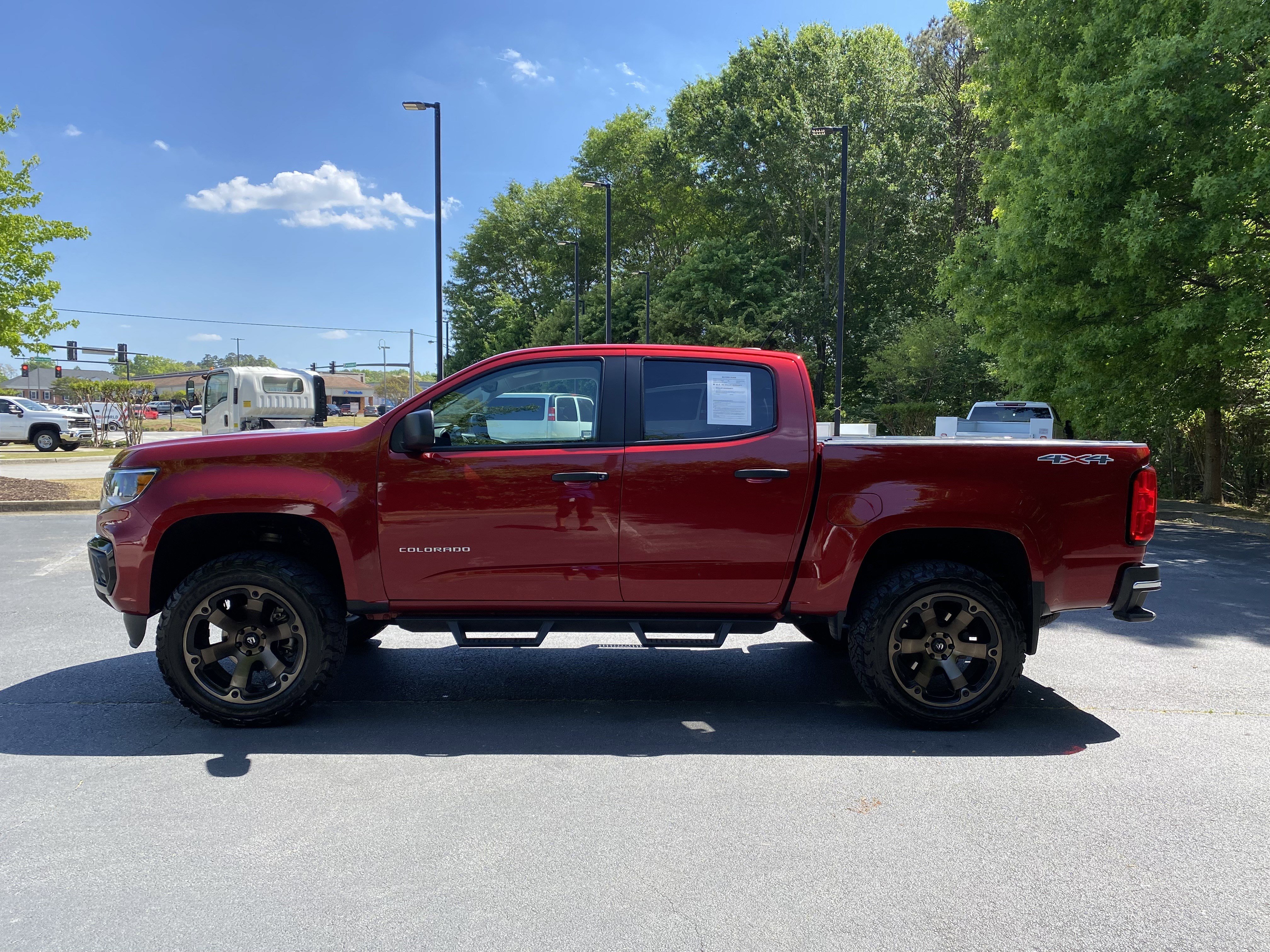 Used 2021 Chevrolet Colorado W/T w/ WT Convenience Package AWD/4WD image 6