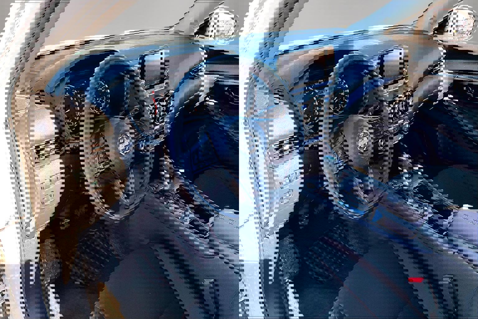 Used 2025 Nissan Sentra S image 17