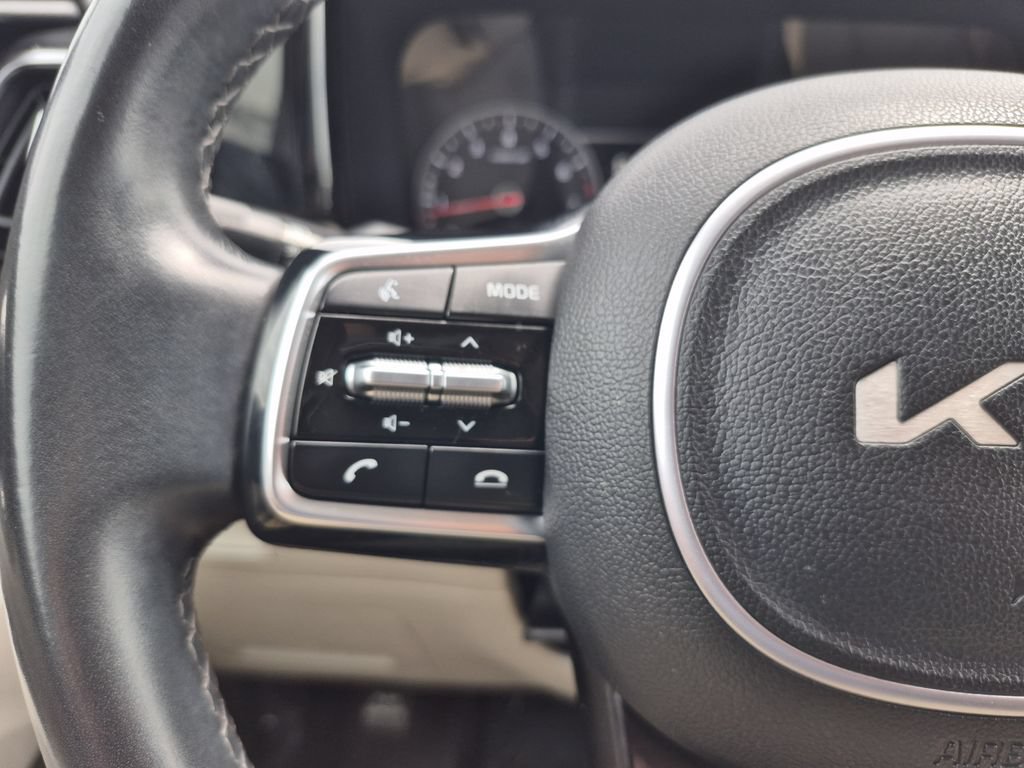 Certified 2023 Kia Sorento S AWD/4WD image 19