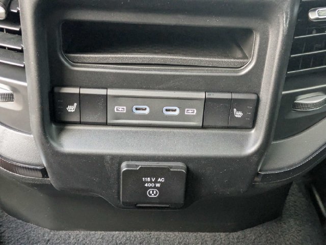 New 2026 RAM 1500 Laramie AWD/4WD image 15
