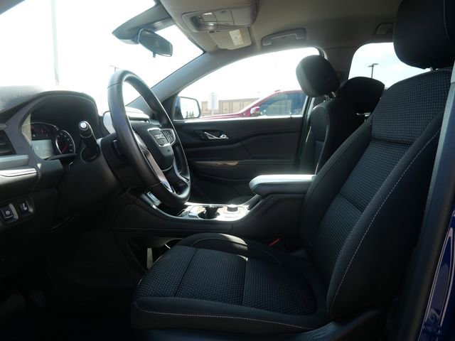 Used 2023 GMC Acadia SLE w/ Driver Convenience Package image 11