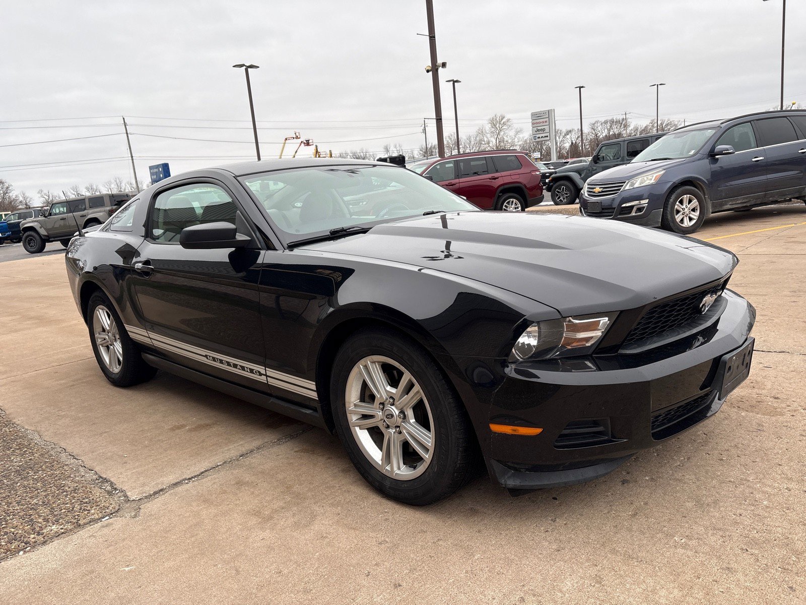 Used 2011 Ford Mustang Coupe w/ Security Pkg image 7