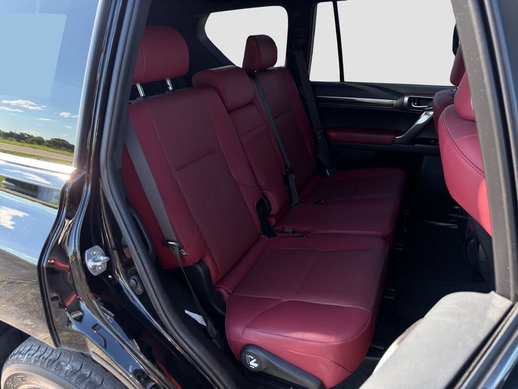 Used 2022 Lexus GX 460 Premium w/ Premium Package AWD/4WD image 29