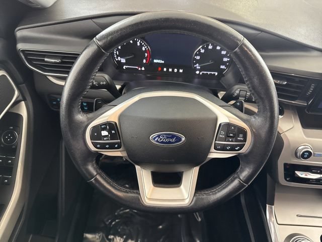 Used 2021 Ford Explorer XLT w/ Equipment Group 202A AWD/4WD image 15