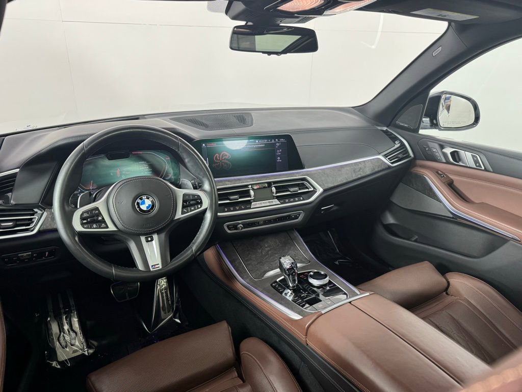 Used 2019 BMW X5 xDrive50i w/ M Sport Package AWD/4WD image 27