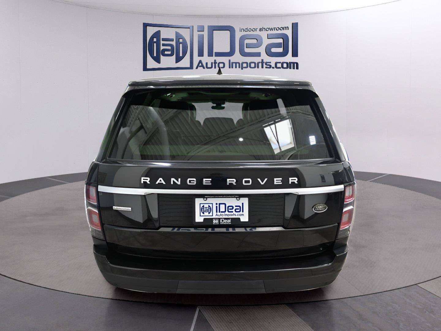 Used 2019 Land Rover Range Rover Supercharged AWD/4WD image 4