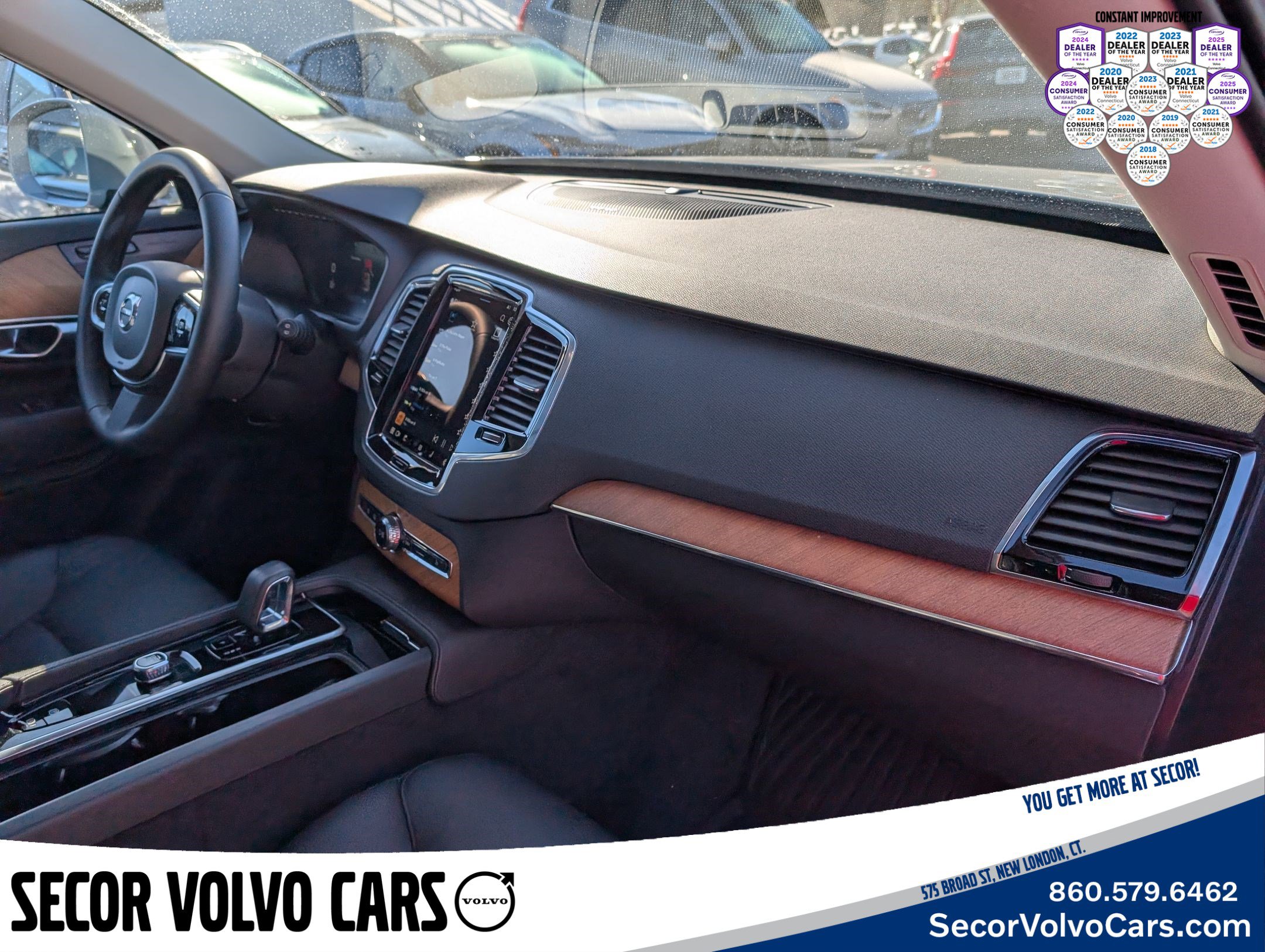 Certified 2024 Volvo XC90 T8 Plus w/ Protection Package Premier image 29