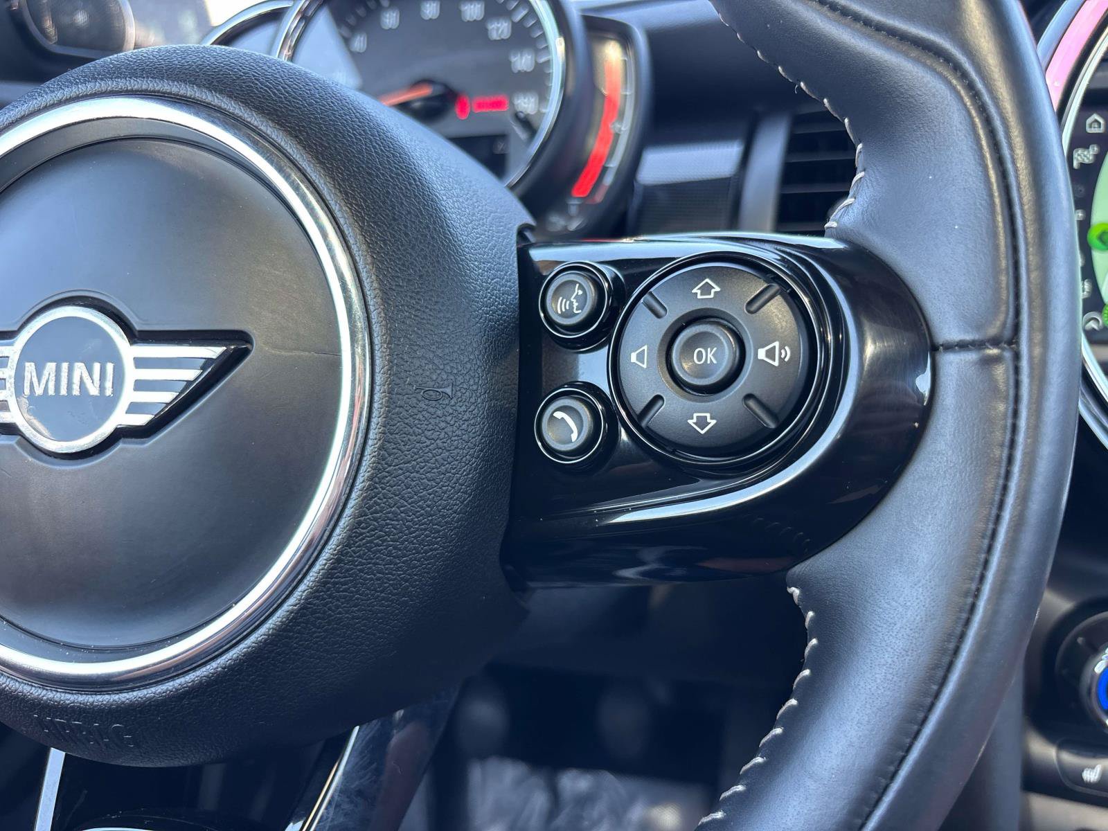 Used 2019 MINI Cooper S w/ Storage Package FWD image 15