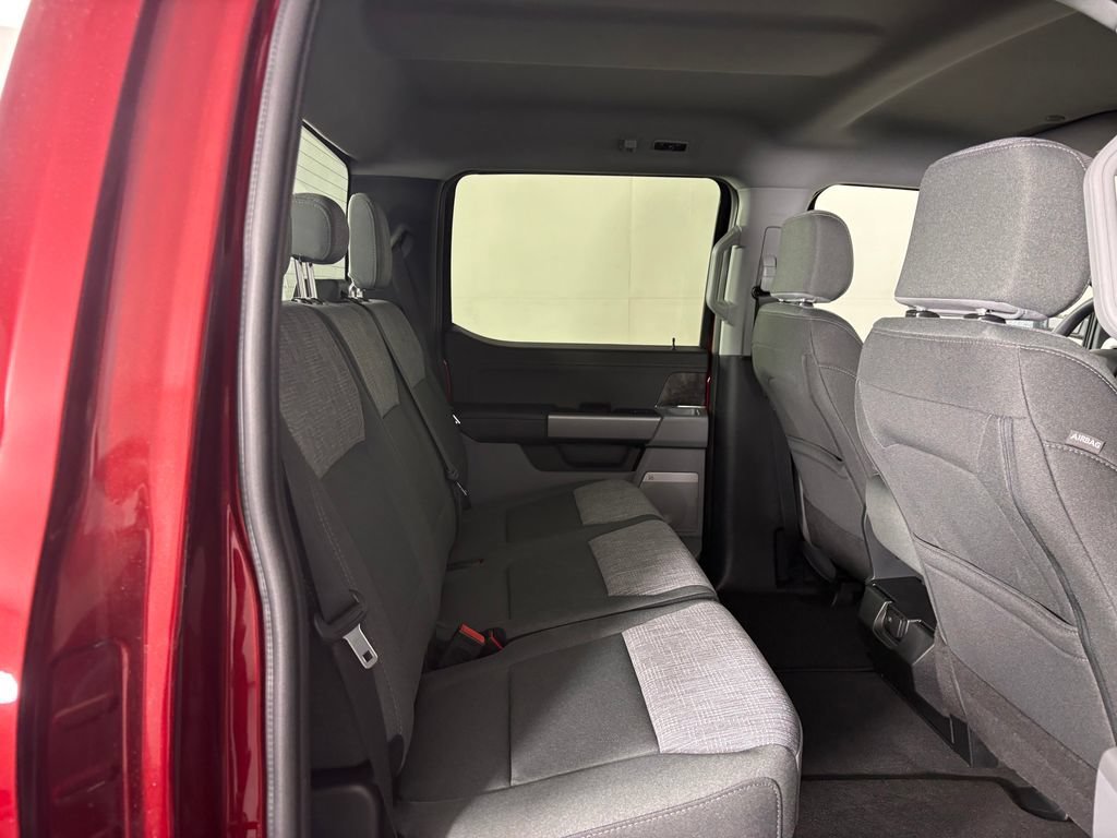 New 2026 Ford F350 XLT w/ XLT Premium Package AWD/4WD image 34
