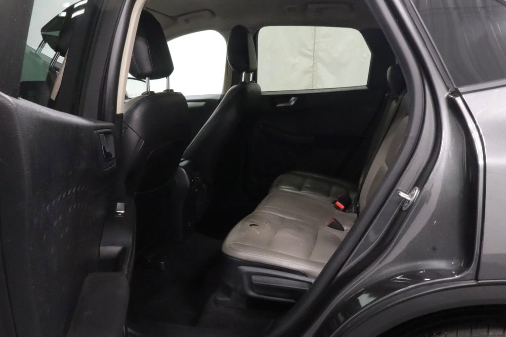 Used 2020 Ford Escape SE FWD image 13