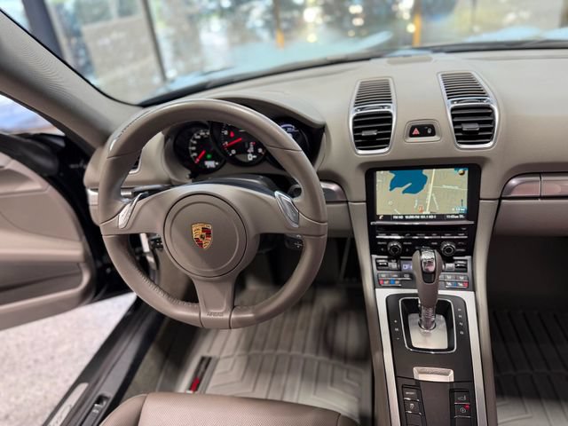 Used 2015 Porsche Cayman RWD image 27