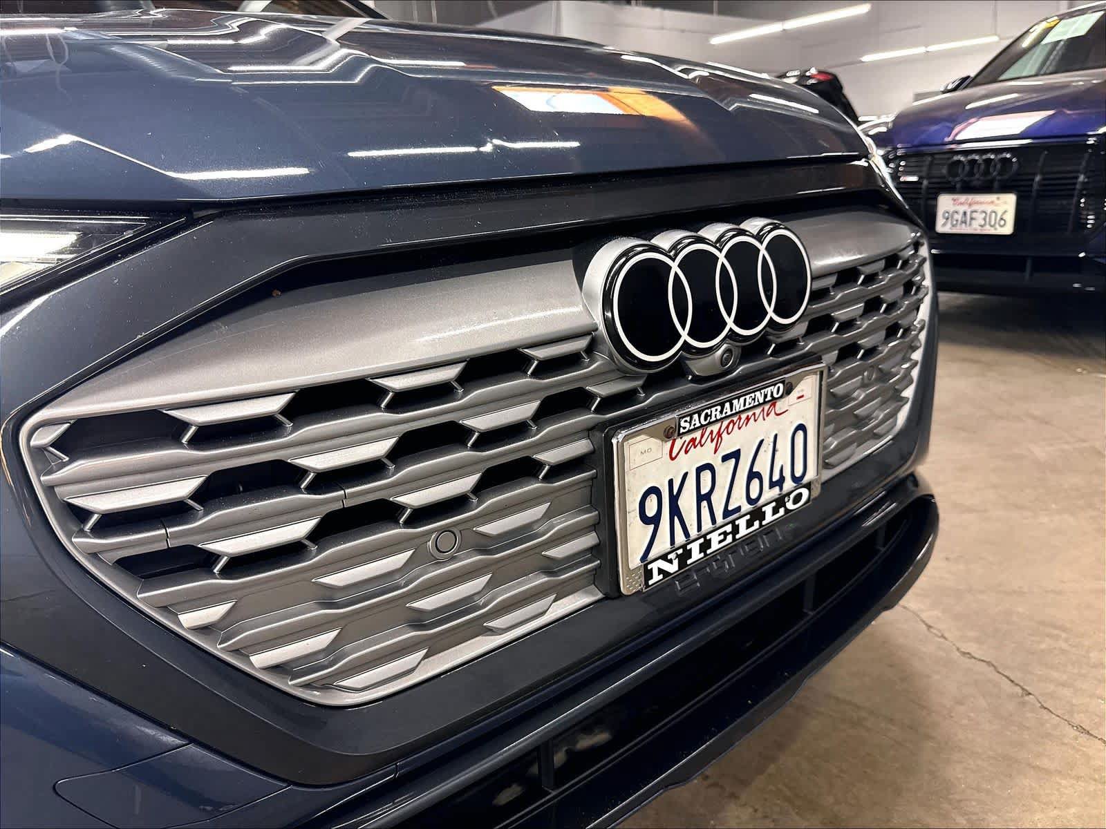 Used 2024 Audi Q8 e-tron Premium Plus AWD/4WD image 32