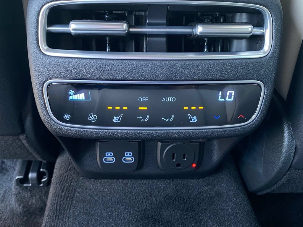 New 2026 Genesis GV70 3.5T Sport Prestige AWD/4WD image 17