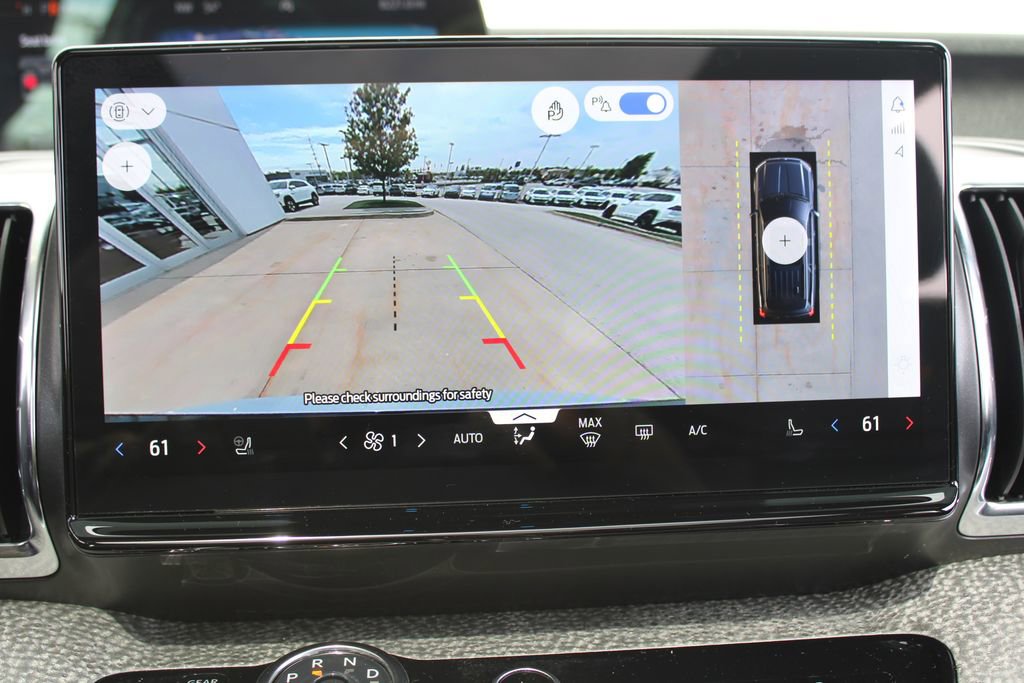 Used 2025 Ford Expedition Tremor AWD/4WD image 17