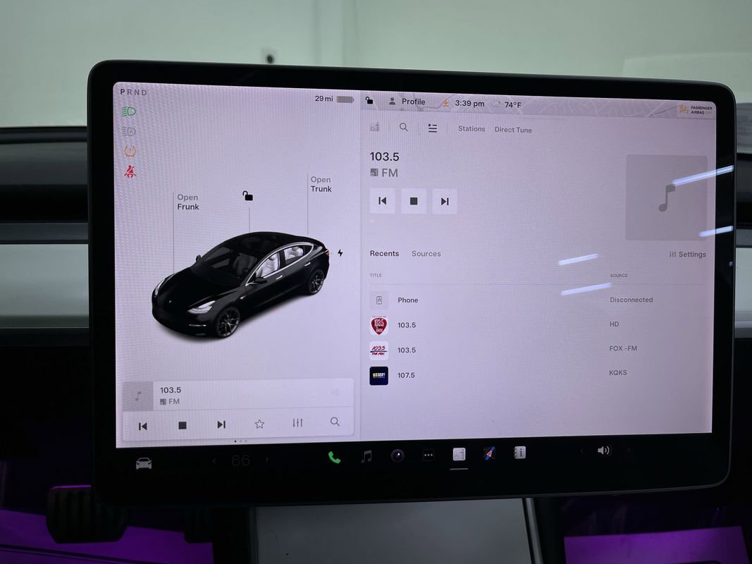 Used 2018 Tesla Model 3 Performance image 20