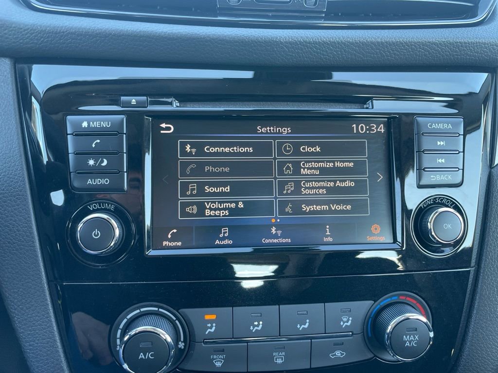 Used 2022 Nissan Rogue Sport S image 15