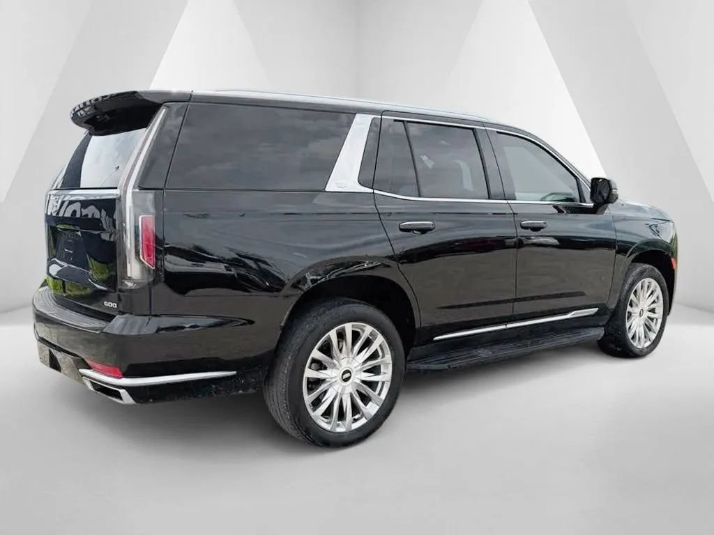 Used 2023 Cadillac Escalade Premium Luxury AWD/4WD image 7