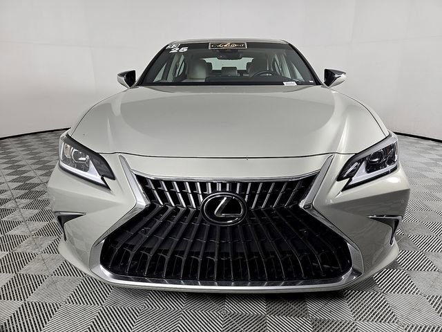 Used 2025 Lexus ES 300h w/ Premium Package FWD image 3