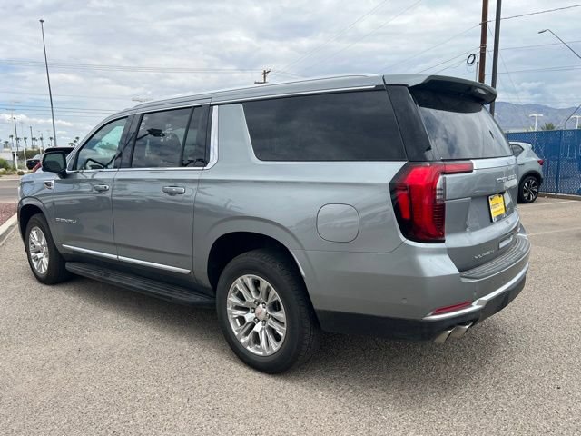 Used 2025 GMC Yukon XL Denali AWD/4WD image 5