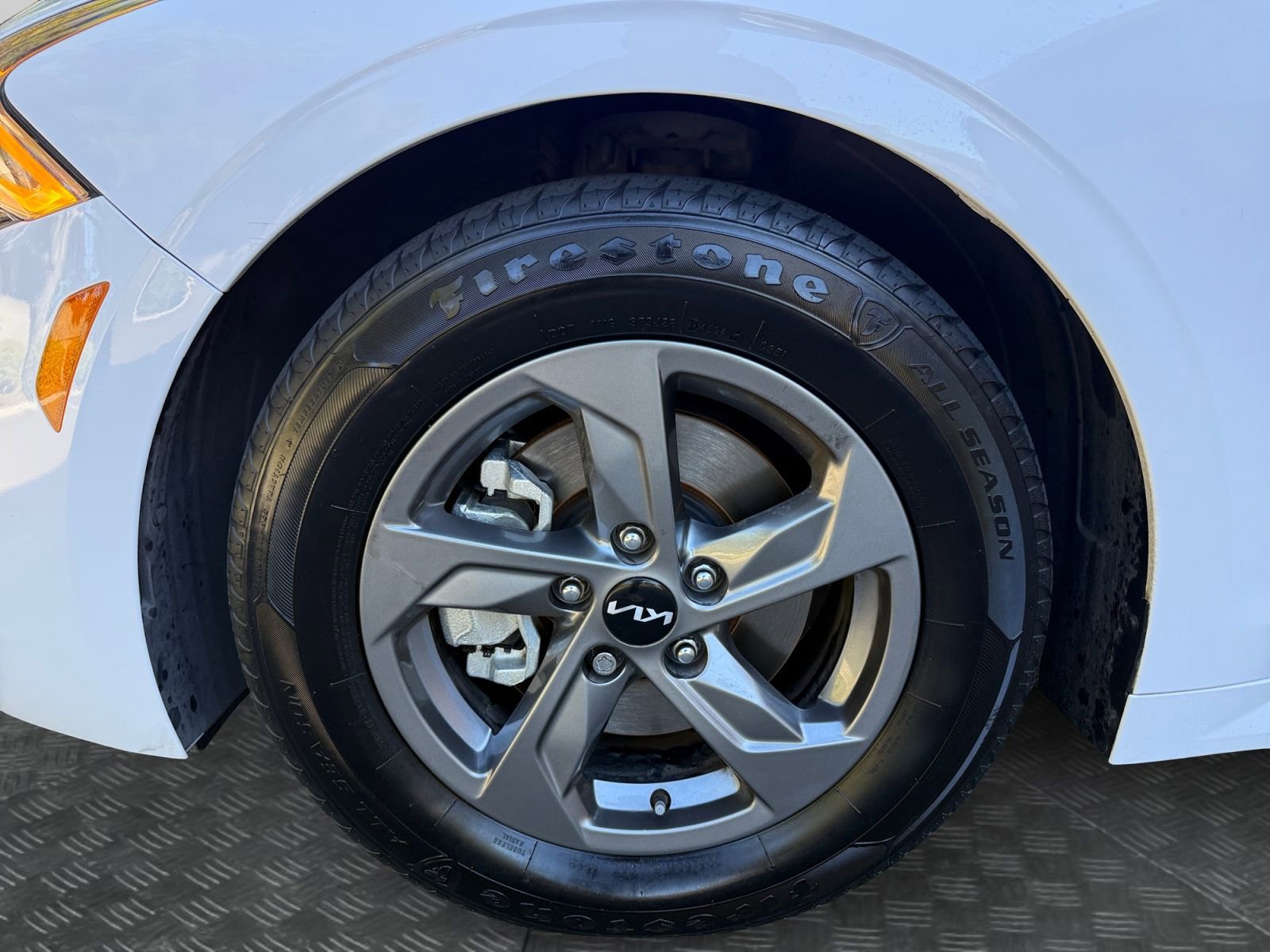 Used 2022 Kia K5 LXS FWD image 9
