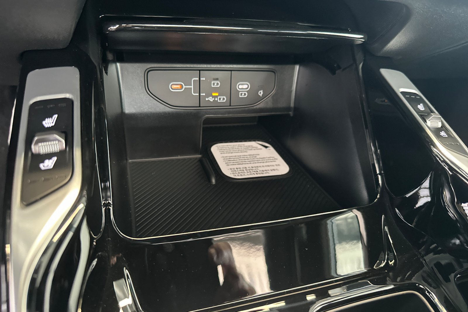 New 2026 Kia Sorento SX Prestige AWD/4WD image 28