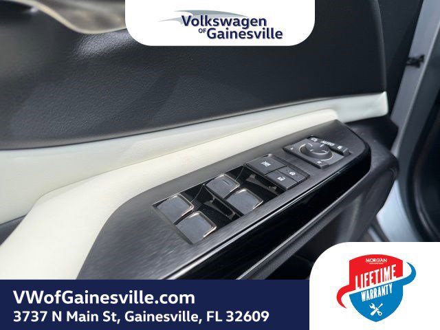 Used 2023 Lexus ES 350 F Sport w/ Accessory Package (Z1) FWD image 15