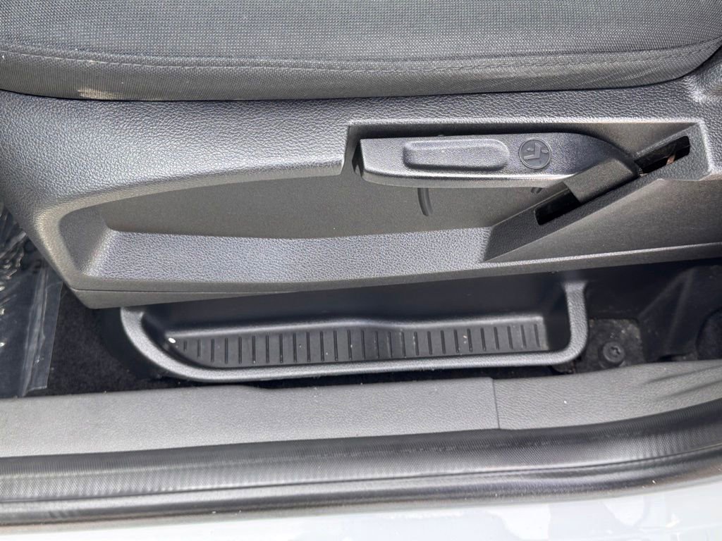 Used 2022 Ford Transit Connect XL FWD image 18