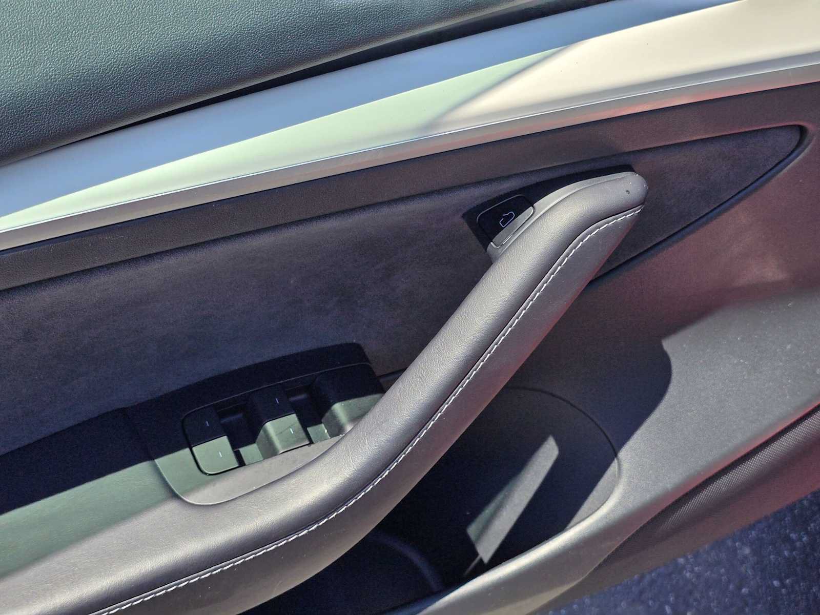Used 2023 Tesla Model 3 Standard Range RWD image 23
