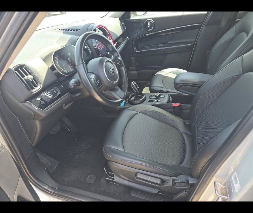Used 2022 MINI Cooper Countryman FWD image 3