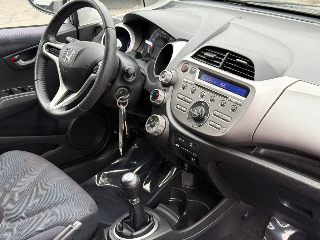 Used 2010 Honda Fit Sport image 9