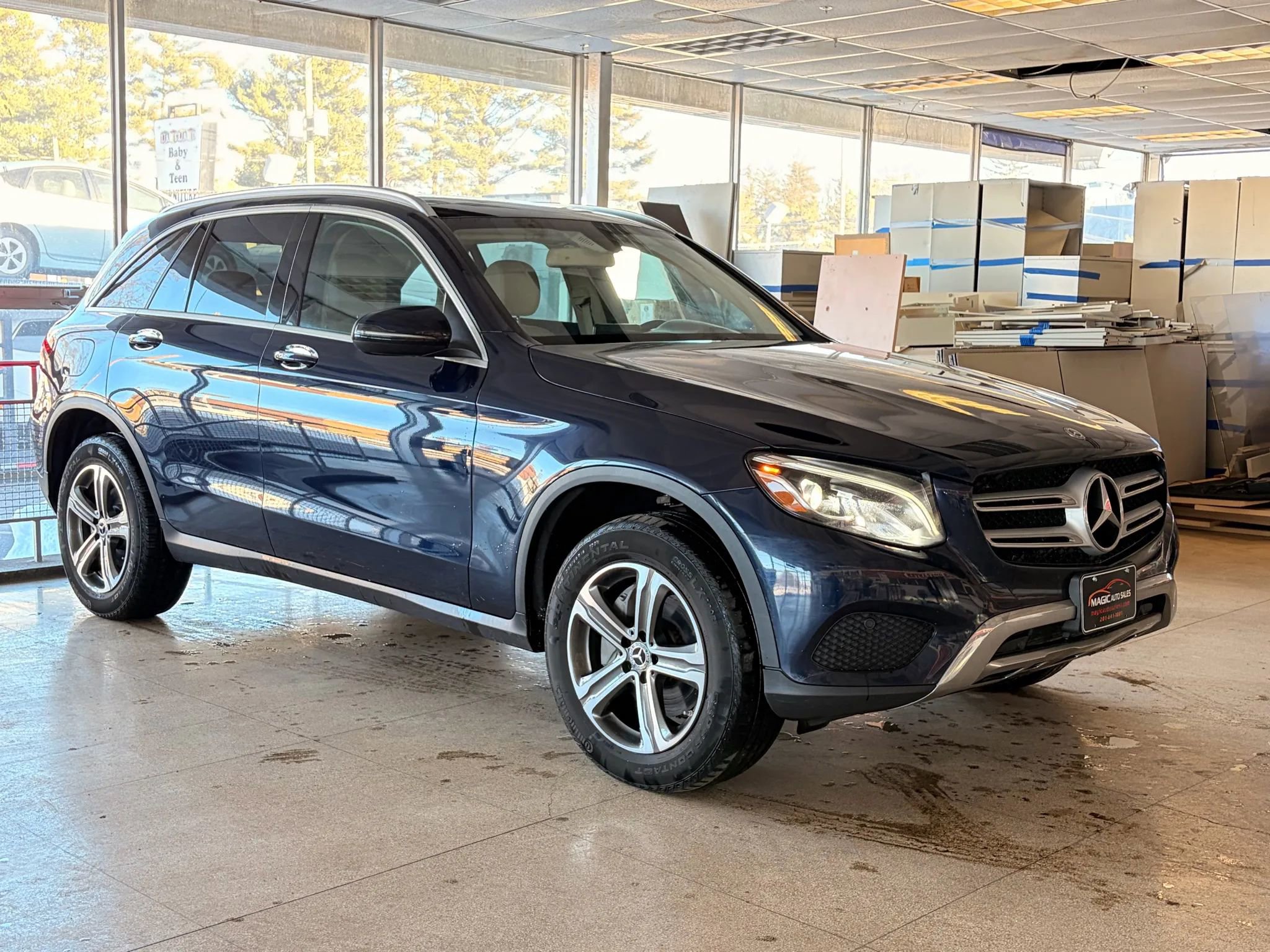 Used 2019 Mercedes-Benz GLC 300 4MATIC image 6