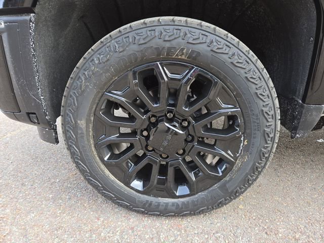 New 2026 GMC Sierra 2500 Denali Ultimate w/ LPO, Black Badging Package image 7