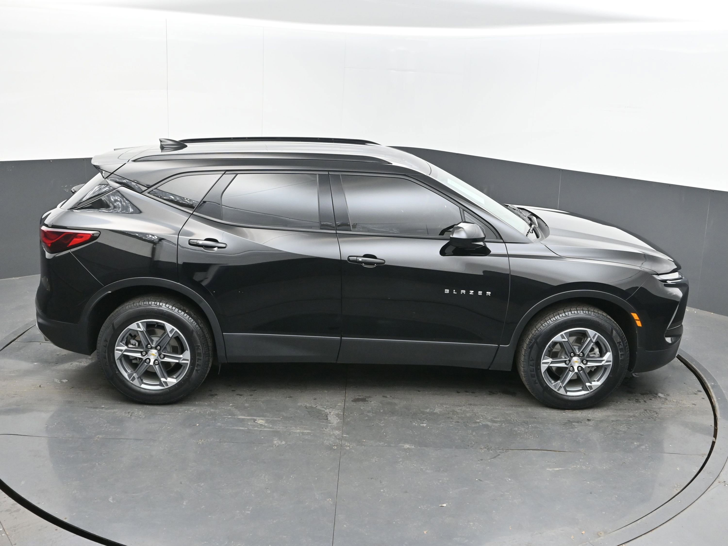 Used 2023 Chevrolet Blazer LT w/ Convenience Package image 35