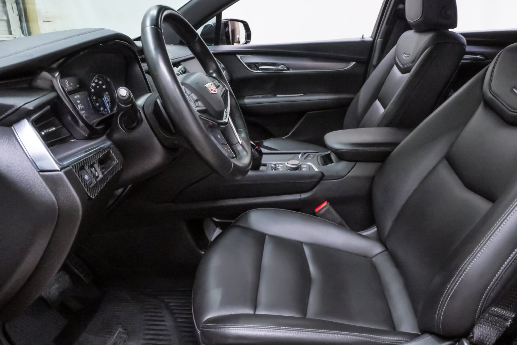 Used 2022 Cadillac XT5 Luxury FWD image 9