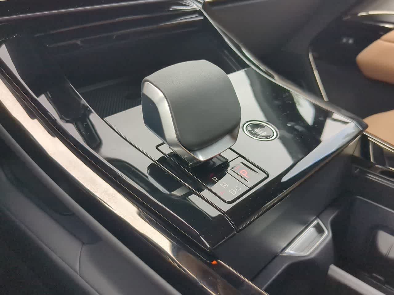 New 2027 Land Rover Range Rover Sport SE AWD/4WD image 34