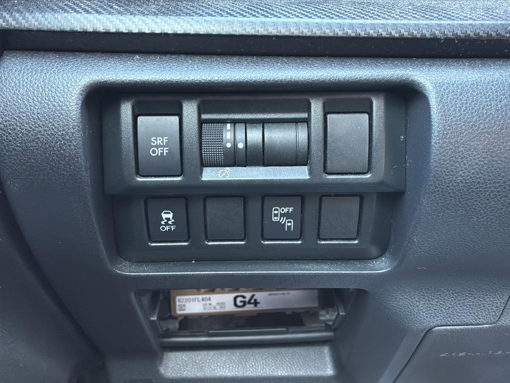 Used 2018 Subaru Crosstrek 2.0i Premium w/ Eyesight System AWD/4WD image 35