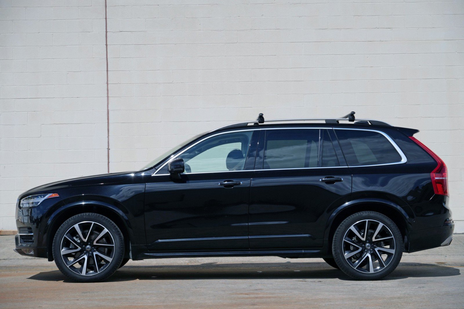 Used 2019 Volvo XC90 T6 Momentum w/ Advanced Package AWD/4WD image 8