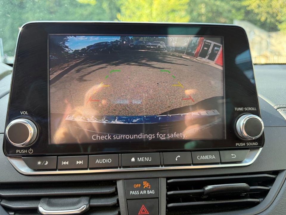 Used 2020 Nissan Altima 2.5 SV AWD/4WD image 12