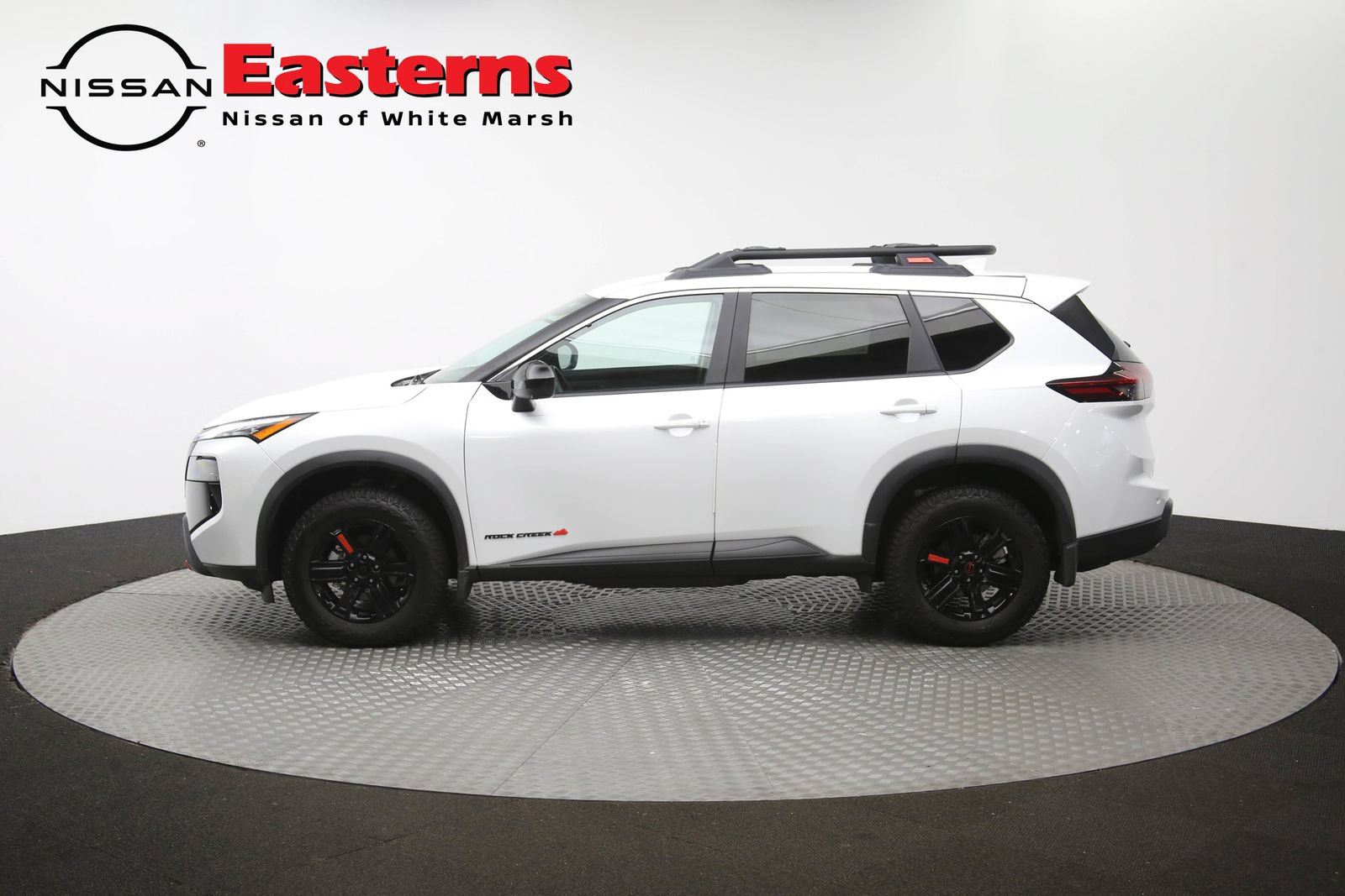 Used 2025 Nissan Rogue SV AWD/4WD image 58