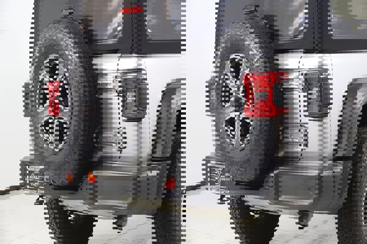 Used 2018 Jeep Wrangler Unlimited Sport S image 40