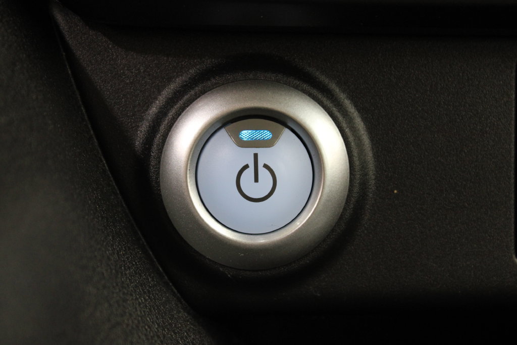 Used 2025 Nissan Leaf S FWD image 12