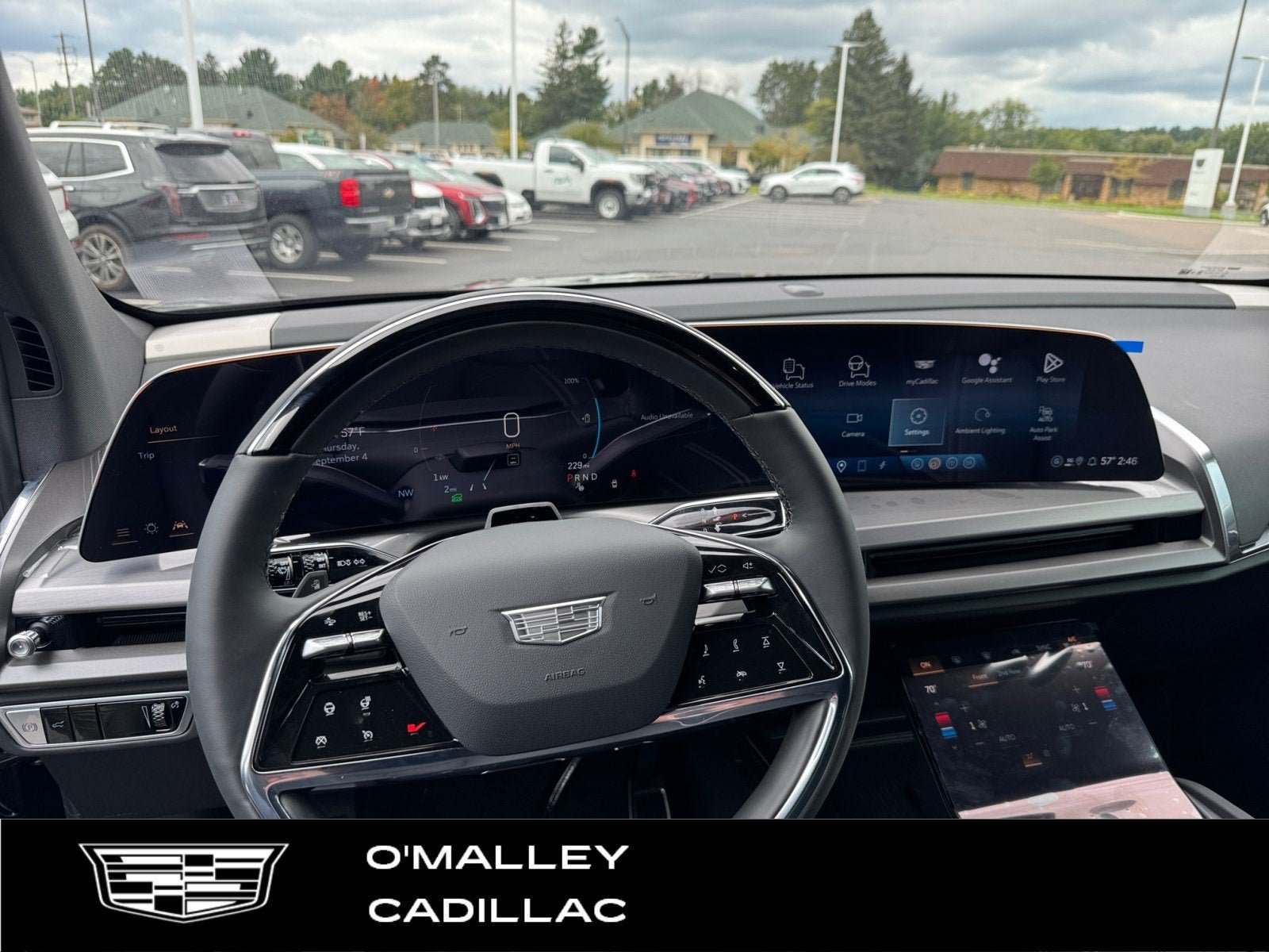 New 2026 Cadillac Vistiq Sport w/ LPO, Floor Liner Package AWD/4WD image 25