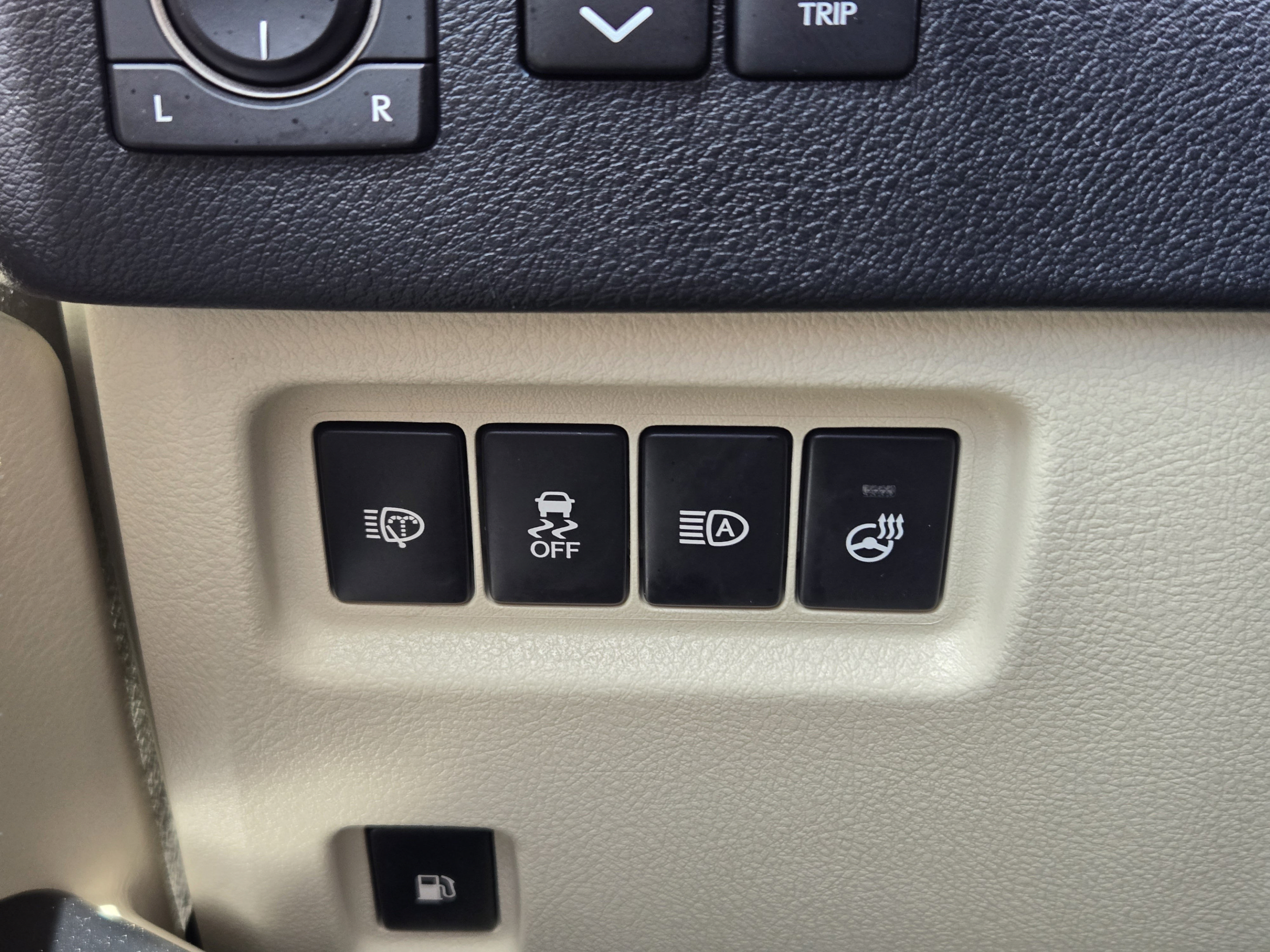 Used 2022 Lexus GX 460 Premium w/ Premium Package AWD/4WD image 20