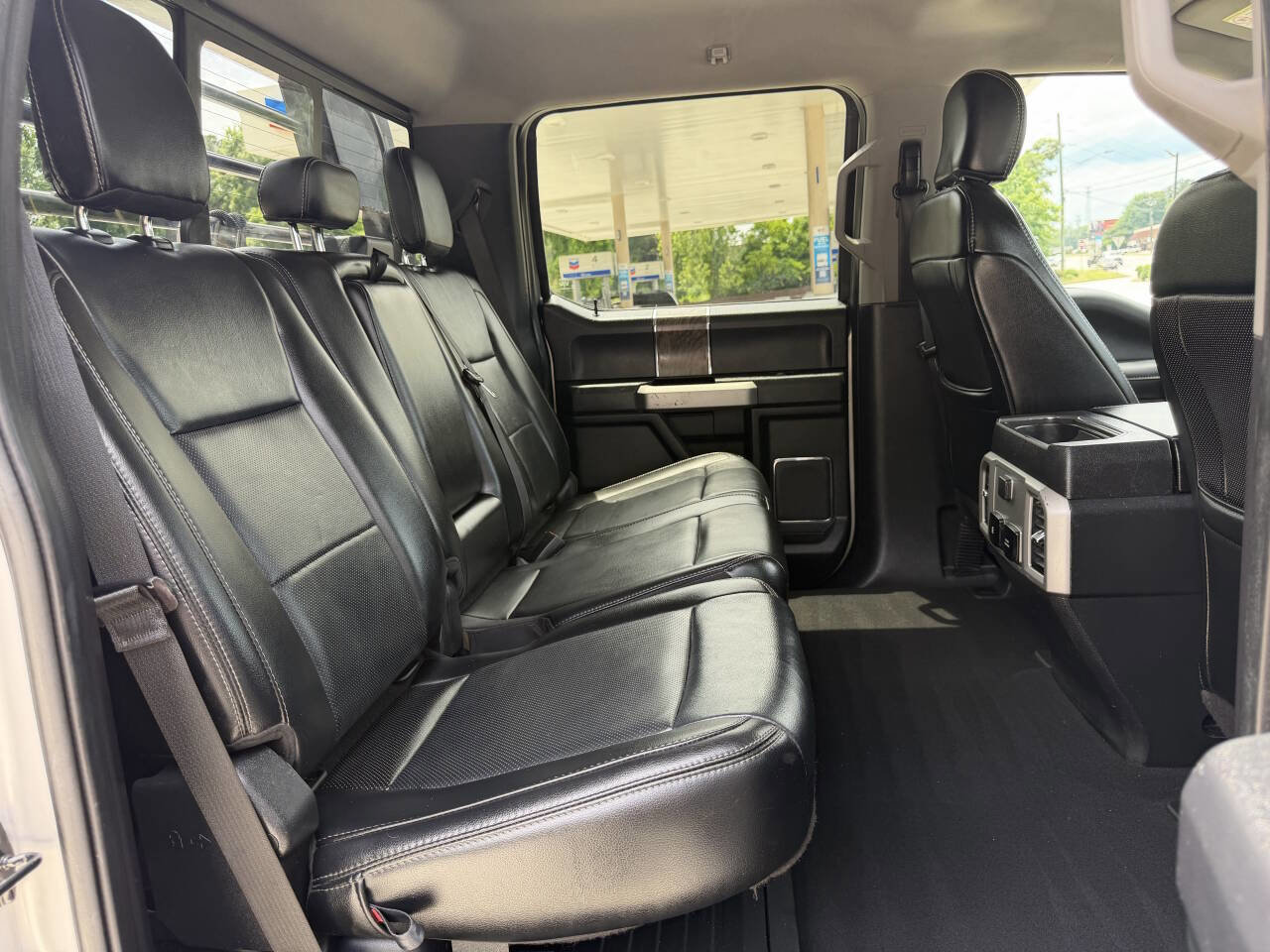 Used 2019 Ford F350 Lariat w/ Lariat Value Package AWD/4WD image 9