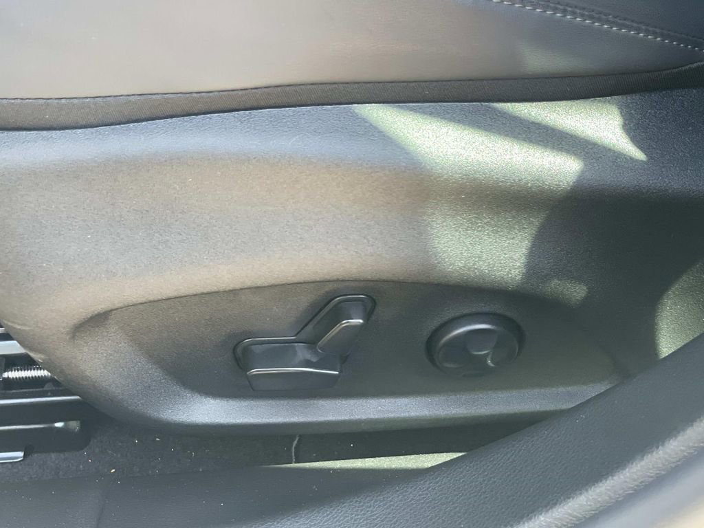 Used 2025 Alfa Romeo Tonale Veloce w/ Premium Package image 19