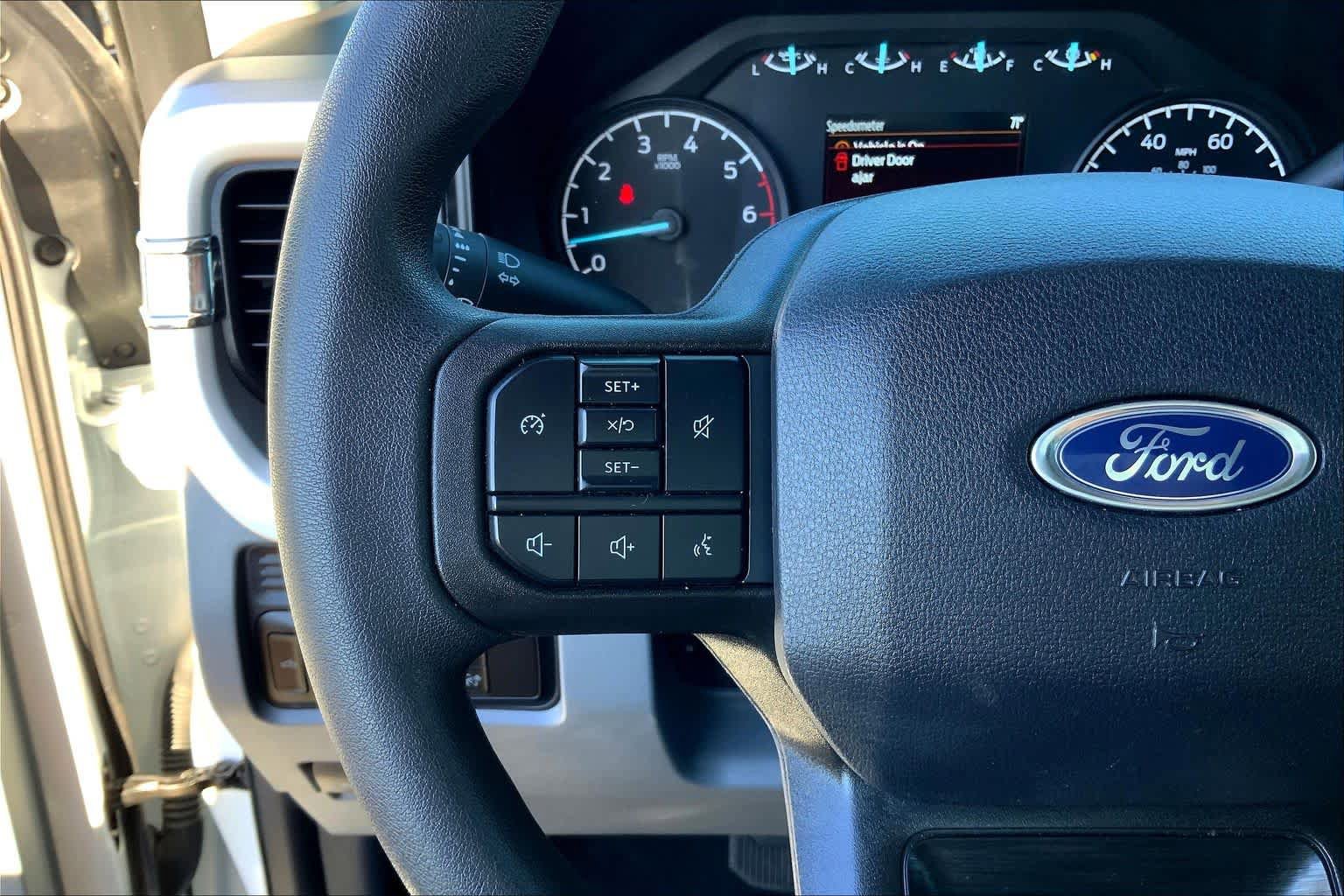 Used 2025 Ford F250 XL w/ STX Appearance Package AWD/4WD image 24