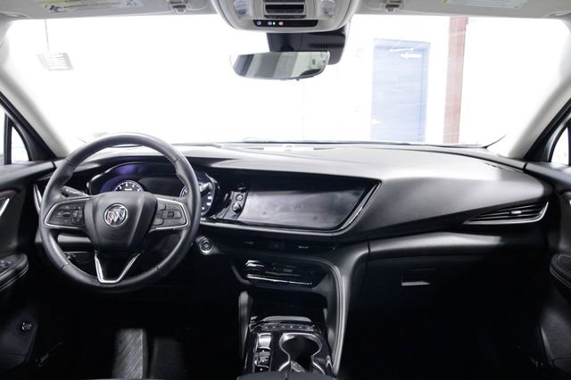 Used 2022 Buick Envision Avenir w/ Technology Package II image 16